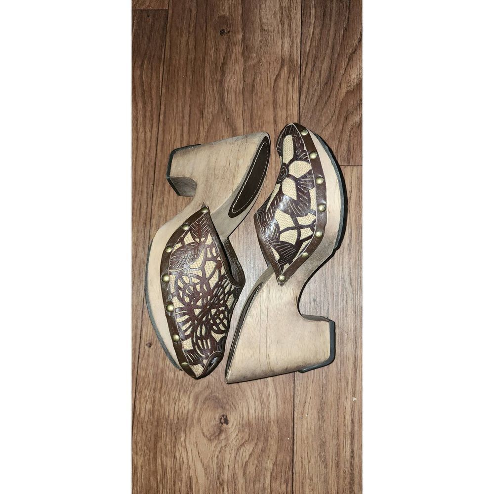 Kenneth Cole Peeptoe Clogs - Picture 8 of 8